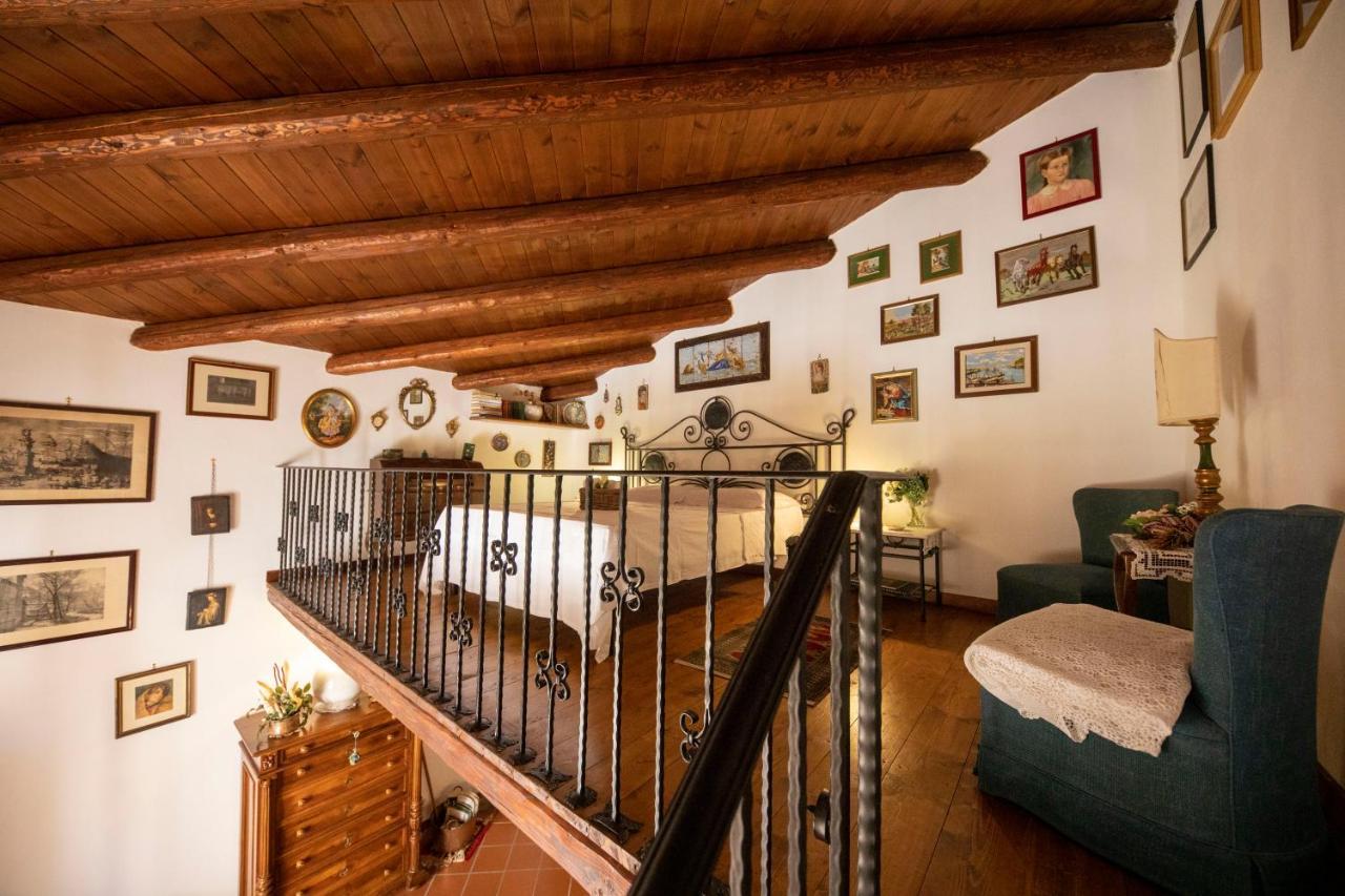 Familyholidays La Finestra Di Fronte Чефалу Экстерьер фото